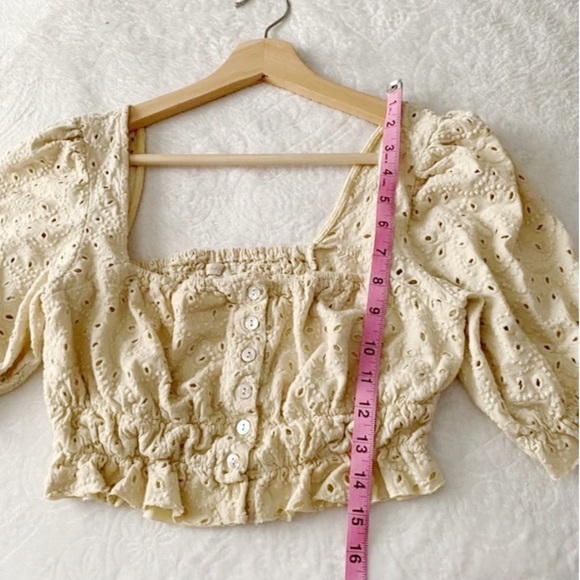 Urban Outfitters Eyelet Lace Cropped Button Down Top - Picture 9 of 11